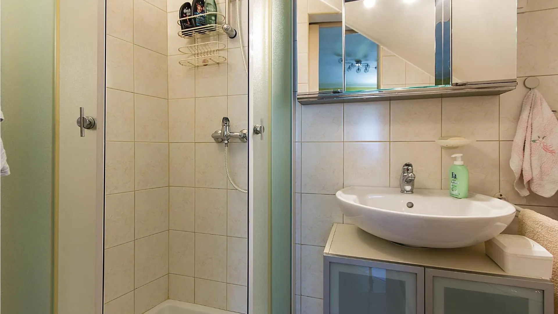 Casa vacanze 2 Bedroom Beautiful Home In Galižana